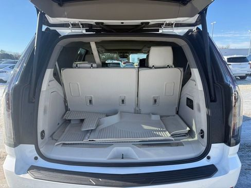 Certified 2025 Cadillac Escalade Premium Luxury Platinum w/ LPO, Floor Liner Package image 13