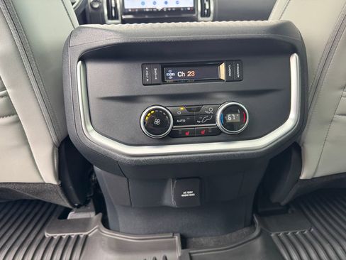 Used 2025 Ford Expedition Platinum w/ Platinum Ultimate Package AWD/4WD image 49