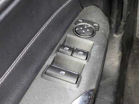 Used 2019 Ford Mustang Premium RWD image 17