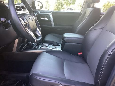 Certified 2024 Toyota 4Runner SR5 Premium w/ Moonroof Package AWD/4WD image 5
