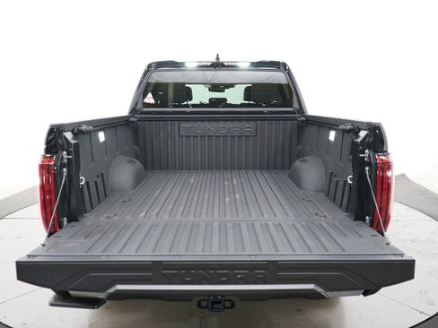 Used 2023 Toyota Tundra Limited AWD/4WD image 16