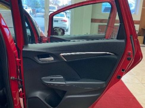 Used 2020 Honda Fit LX image 17