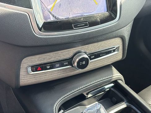 Certified 2024 Volvo XC90 B6 Ultimate AWD/4WD image 20