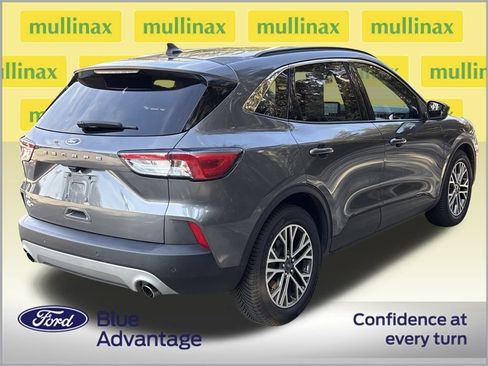 Used 2021 Ford Escape SEL w/ Technology Package image 4