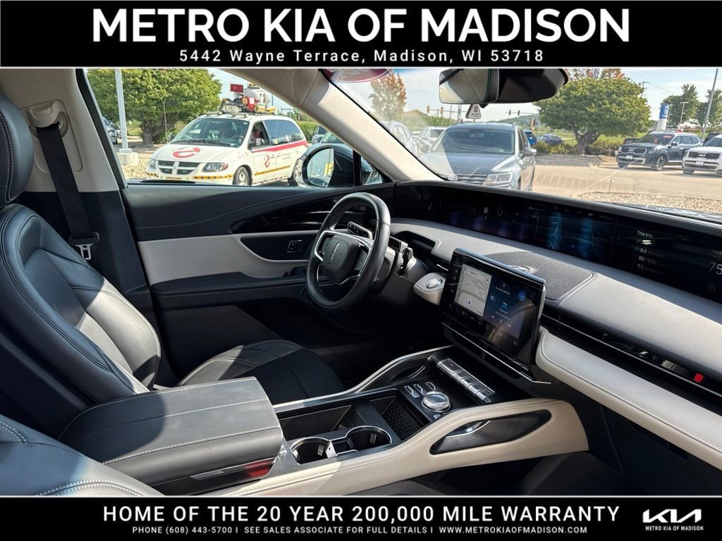 Used 2024 Lincoln Nautilus Premier w/ Equipment Group 102A AWD/4WD image 51
