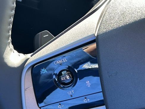 New 2026 Nissan Leaf Platinum+ w/ Cargo Package (Platinum+) FWD image 29