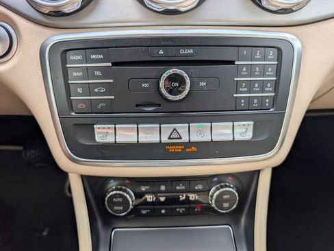 Used 2020 Mercedes-Benz GLA 250 image 17