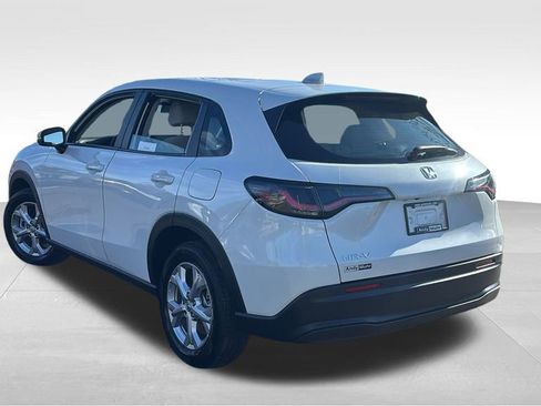 Used 2025 Honda HR-V LX image 5