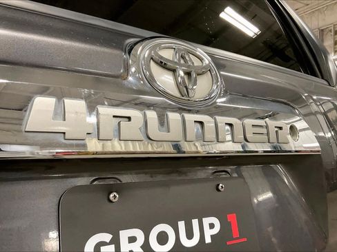Used 2013 Toyota 4Runner SR5 w/ Convenience Pkg AWD/4WD image 29
