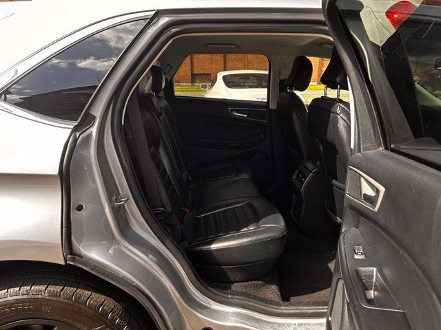 Used 2024 Ford Edge SEL AWD/4WD image 18