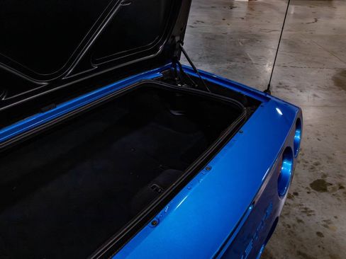 Used 1999 Chevrolet Corvette Coupe RWD image 30