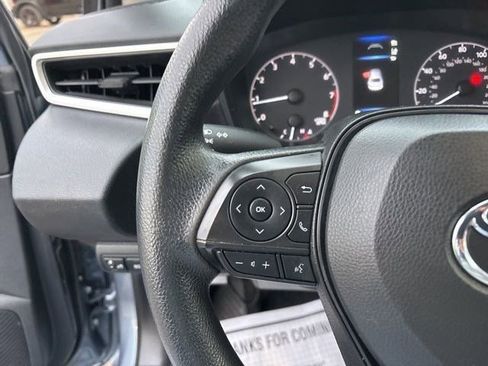 Used 2023 Toyota Corolla LE image 17