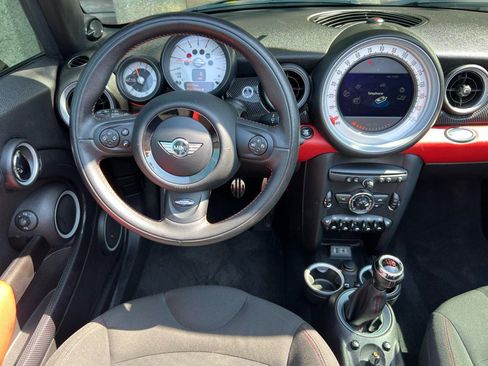 Used 2013 MINI Cooper S image 10