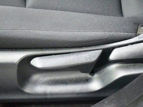 Used 2024 Toyota Corolla LE image 7