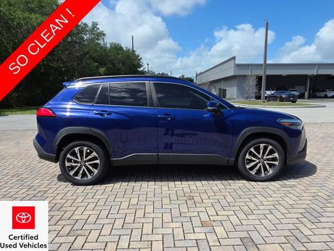 Certified 2022 Toyota Corolla Cross XLE w/ Convenience Package image 12