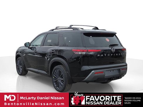 New 2026 Nissan Pathfinder SL w/ SL Premium Package AWD/4WD image 4