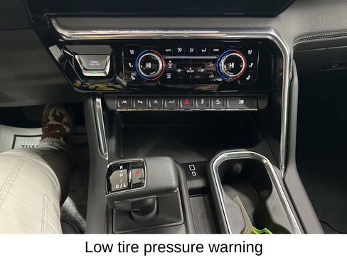 Used 2024 GMC Sierra 1500 Denali w/ Technology Package image 43