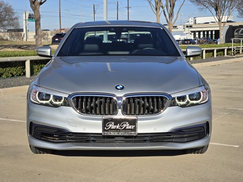 Used 2020 BMW 530i w/ Convenience Package image 6