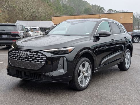 Used 2025 Audi Q5 Premium Plus w/ Premium Plus image 5