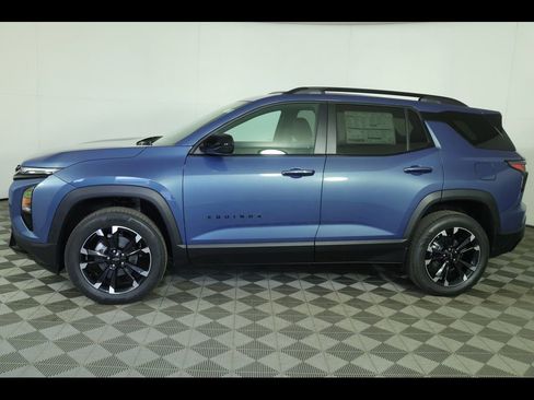 New 2026 Chevrolet Equinox RS FWD image 12