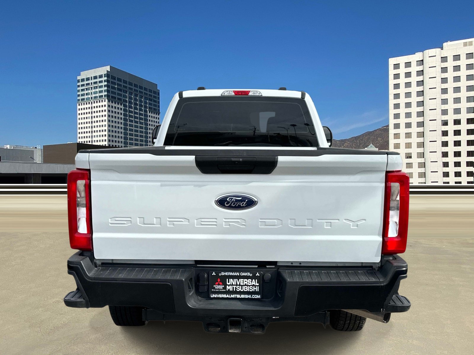 Used 2025 Ford F250 XL AWD/4WD image 4