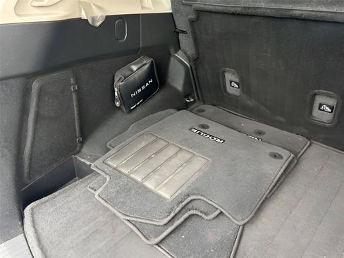 Used 2023 Nissan Rogue S AWD/4WD image 13