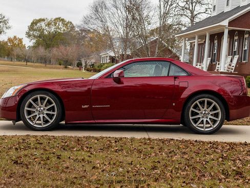 Used 2007 Cadillac XLR V image 15