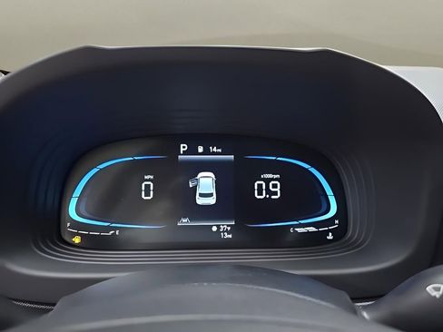 New 2026 Hyundai Venue SE image 28