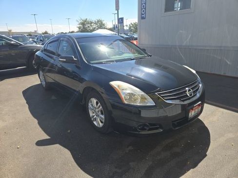 Used 2012 Nissan Altima 2.5 SL w/ 2.5SL Pkg FWD image 3