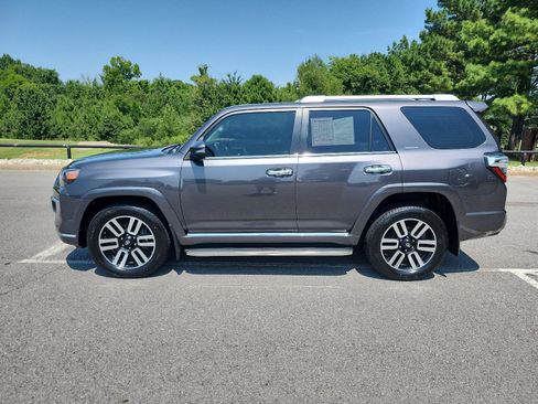 Used 2023 Toyota 4Runner Limited AWD/4WD image 2