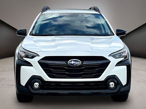 Used 2023 Subaru Outback Premium AWD/4WD image 2