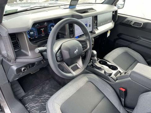 New 2025 Ford Bronco 4-Door AWD/4WD image 9