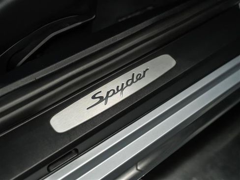 Certified 2016 Porsche Boxster Spyder RWD image 32