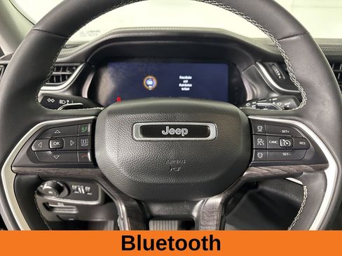 Used 2023 Jeep Grand Cherokee L Limited w/ Luxury Tech Group II image 12