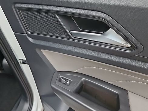 Used 2022 Volkswagen Atlas SE image 15