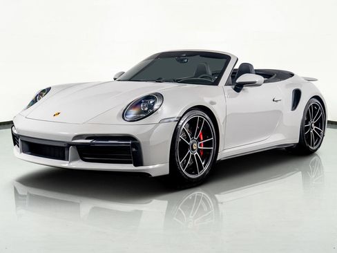 Used 2022 Porsche 911 Turbo image 21