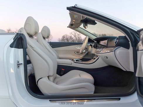 Used 2023 Mercedes-Benz E 450 Cabriolet image 59