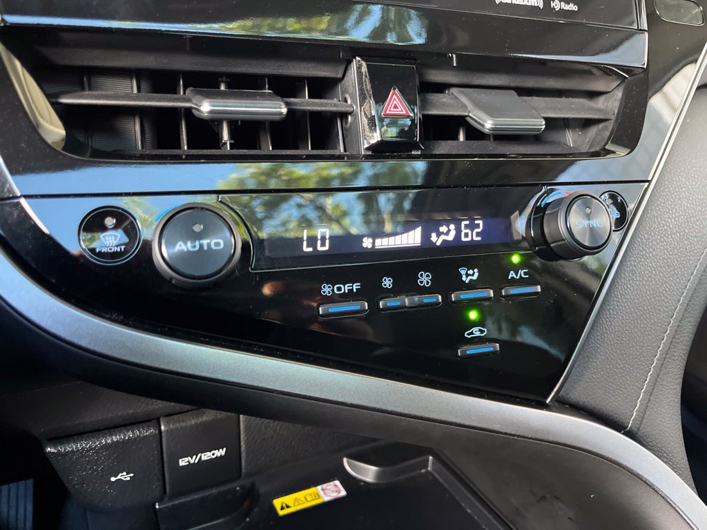 Used 2023 Toyota Camry SE w/ Audio Upgrade Package FWD image 36