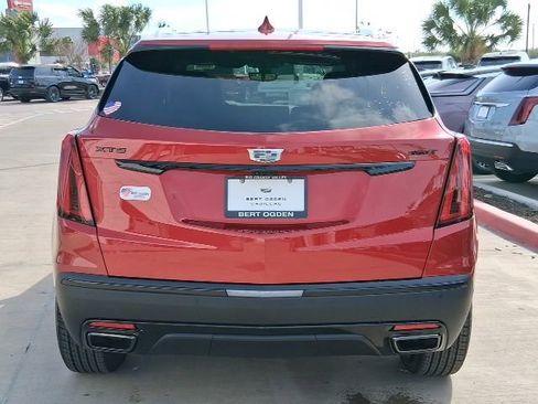 New 2026 Cadillac XT5 Premium Luxury w/ LPO, ONYX Package image 5