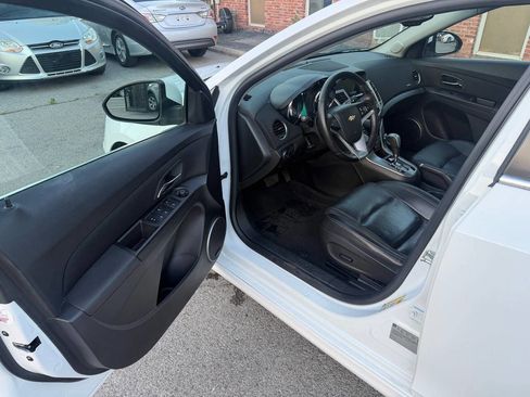 Used 2015 Chevrolet Cruze LTZ FWD image 28