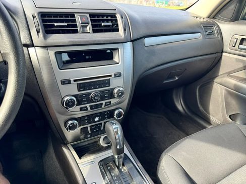 Used 2012 Ford Fusion SE image 19