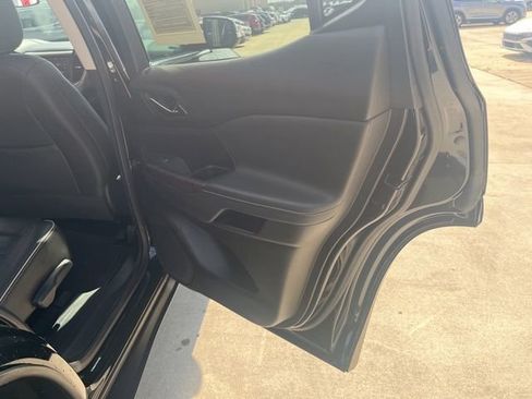 Used 2023 GMC Acadia Denali FWD image 16