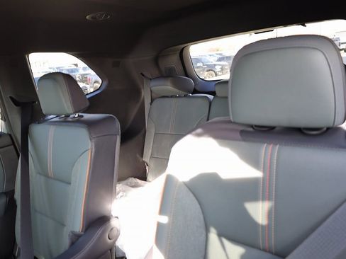 New 2026 GMC Acadia AT4 AWD/4WD image 18