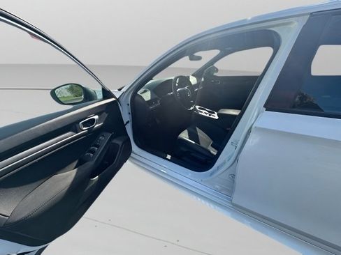 Used 2023 Honda Civic Sport image 16