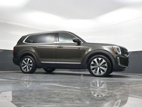 Used 2021 Kia Telluride S AWD/4WD image 41