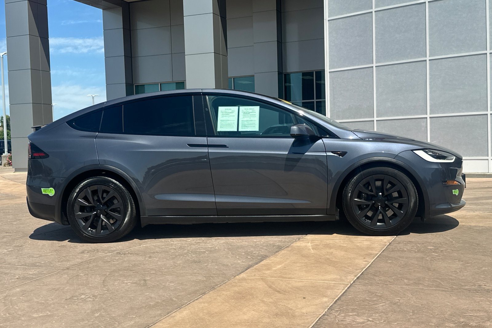 Used 2022 Tesla Model X Plaid AWD/4WD image 3