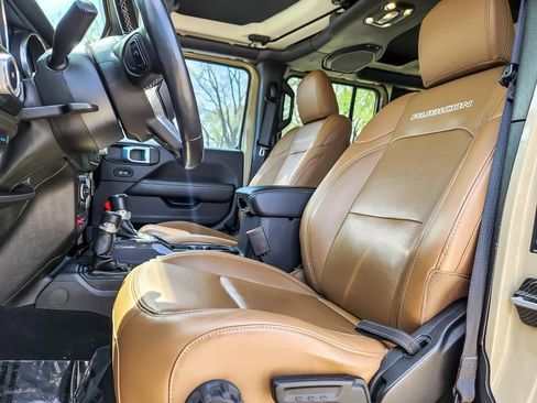Used 2022 Jeep Wrangler Unlimited Rubicon 4xe w/ Cold Weather Group AWD/4WD image 8