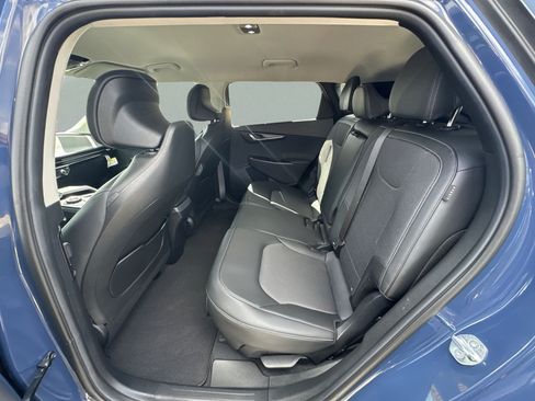 Used 2025 Kia EV6 Light RWD image 23