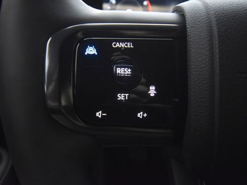 Used 2026 Nissan Armada PRO-4X AWD/4WD image 35
