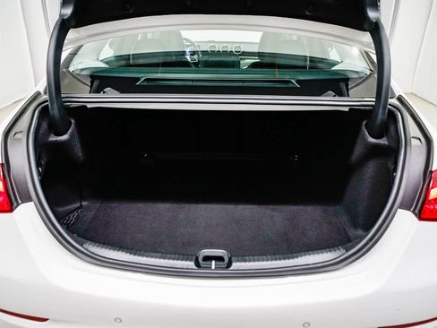 Used 2025 Mercedes-Benz C 300 Sedan image 26